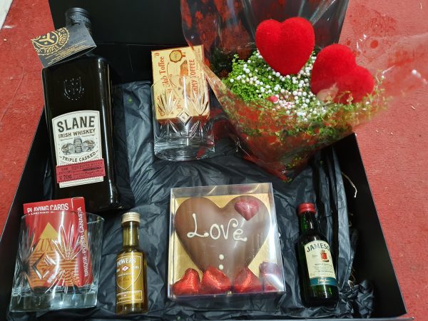 whickey gift box valentines day at beechmount garden centre