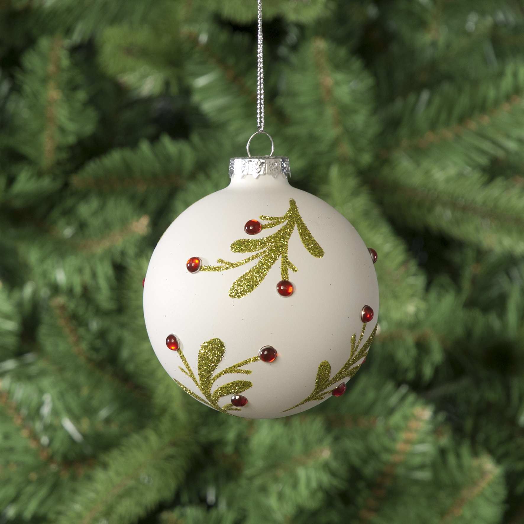 8cm White Glass Ball with Mistletoe Design 18238 - Beechmount Garden Centre