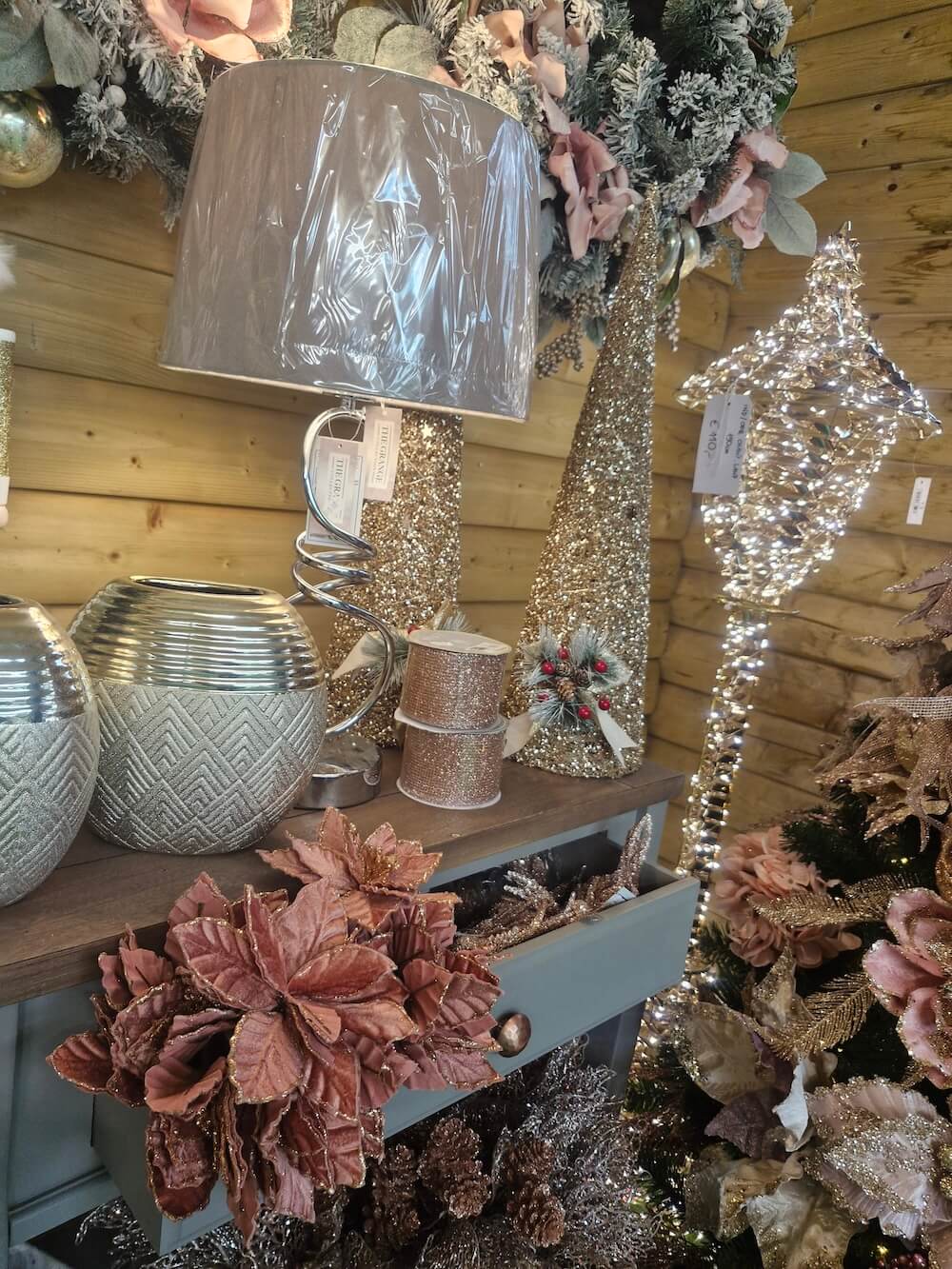 Beechmount Garden Centre Christmas cosy theme1 Festive Forest decorations